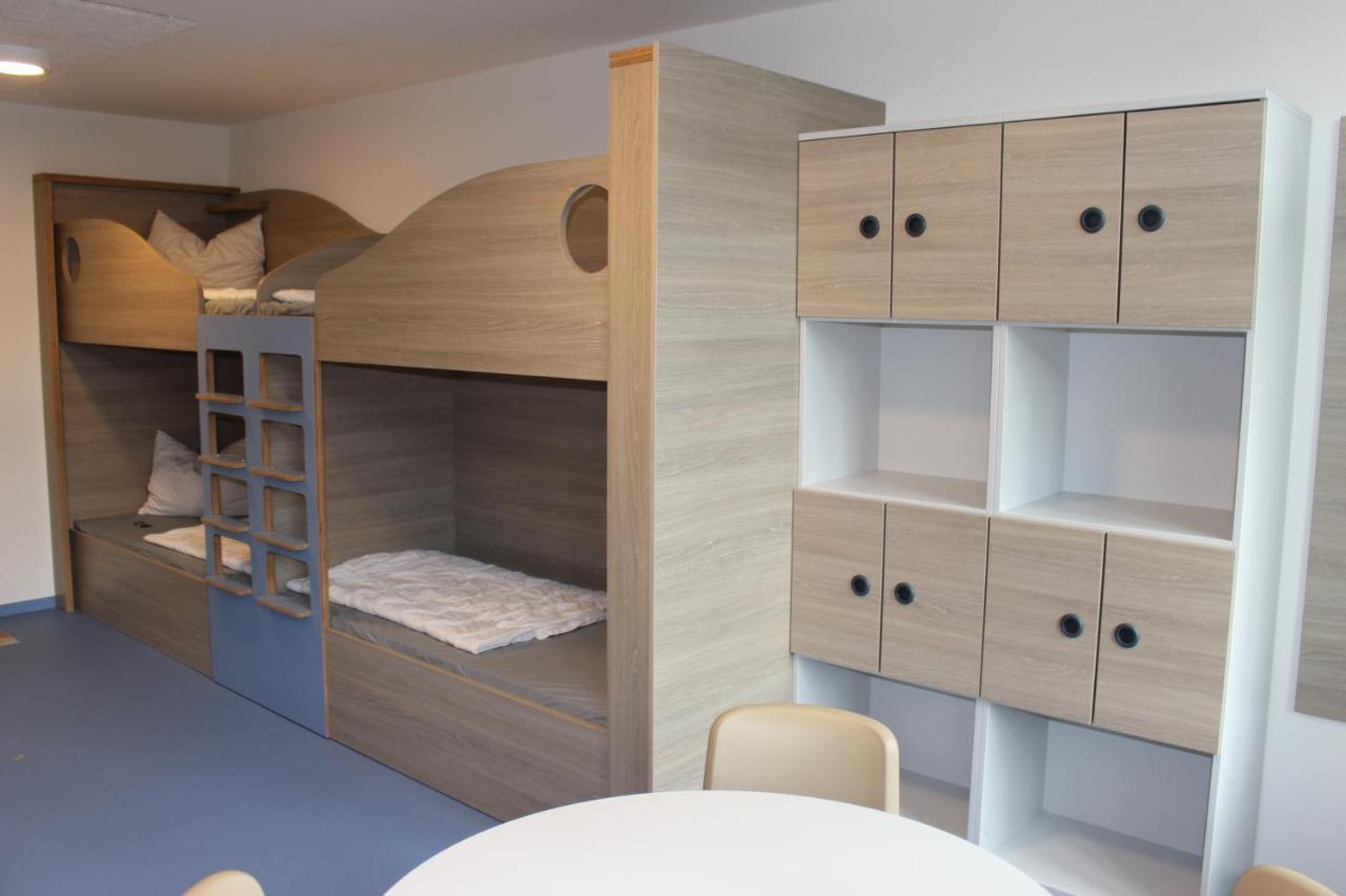 Vierbettzimmer mit Gemeinschaftsbad
